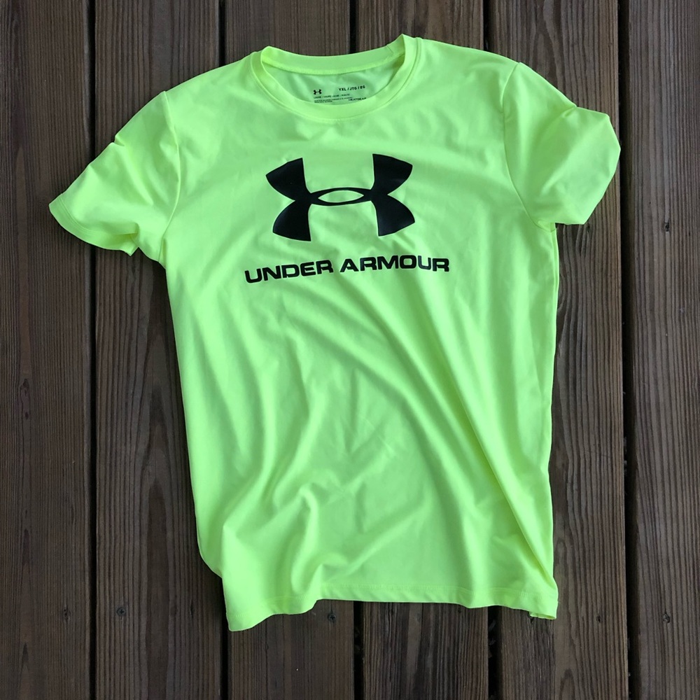 Under Armor T-shirt
